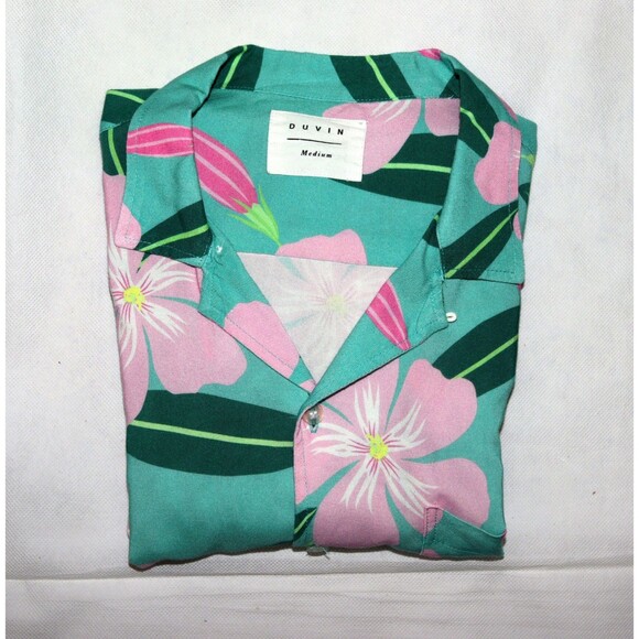 Duvin Camp Shirt Mens Medium Green Pink Floral Hawaiian Rayon Casual Button Up - Picture 5 of 7